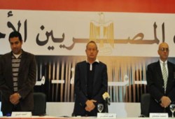 نجيب ساويرس يقود الأحزاب العلمانية والليبرالية لمواجهة الإخوان !
