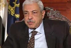 العيسوى: ندرس تعيين ضباط من خريجي الجامعات..واستبعاد 450 قياديا