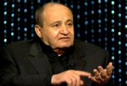 الشيوعي الأمني (وحيد حامد) يطالب برفض الحرية والعدالة ويشكك فى الاستفتاء ويدعو للإباحيه