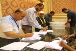 اجراء الانتخابات الداخلية للحرية والعدالة بالإسكندرية (مصور)