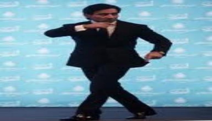 أحمد عز يأكل بـ 300 ألف جنية شهريا في  طرة (فقط ) !!