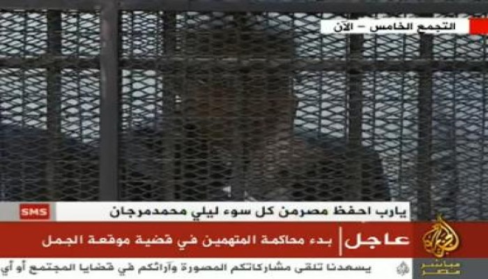 مرتضى منصور يقاطع النيابة ، والقاضي يوبخه بشدة (متلفز)