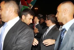 ثعلب الخارجية التركي أحمد داود أوغلو يحيي الجماهير المصرية ـ خاص / ملف مصور (3)