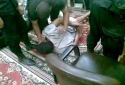 4 من ضباط التعذيب ( جيش وشرطة ) خضعوا للتحقيق وتظاهرات تطالب بالرأفة معهم