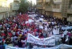 قوات السفاح بشار تقتل 32 متظاهراً بسوريا في "جمعة النصر لشامنا ويمنناً"