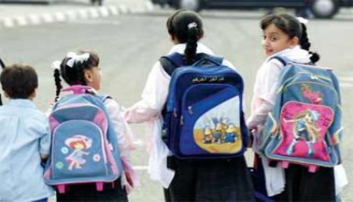 زيادة وزن الحقائب المدرسية عن 2 كيلو يشوه العمود الفقرى