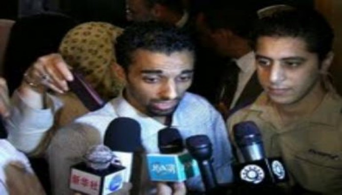 شرطة الهرم تلقي القبض على أحمد الشحات   بعد أن تسلق  خوفو