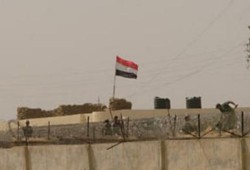 القبض على فلسطينيين ومصري يصورون الحدود في رفح