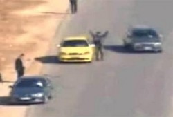 أمريكية تدهس 3 أطفال أردنيين وتقتل أحدهم لتشاجرهم مع ابنيها