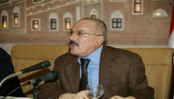 صالح يطلب ضمانات دولية للتخلي عن السلطة