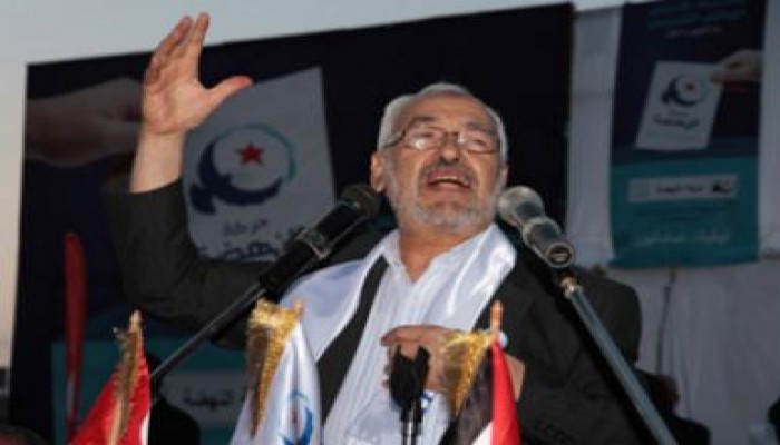 الغنوشي يقف في طابور طوله كيلومتر للإدلاء بصوته في الانتخابات