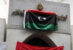 العثور على مخزن أسلحة فى سفارة ليبيا بالقاهرة لاغتيال معارضى القذافى بمصر