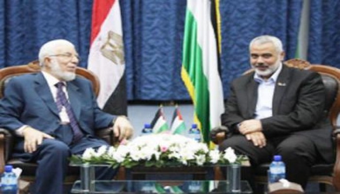 نائب المرشد العام يقدم تهنئة الإخوان بصفقة "وفاء الأحرار"