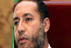 الوطن السعودية : الساعدى القذافى وصل جدة فى حماية السلفيين