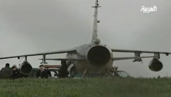 الطيار علي فرج: رفض أوامر القذافي بقصف بنغازي كان أصعب قرار في حياتي