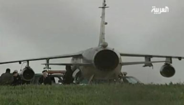 الطيار علي فرج: رفض أوامر القذافي بقصف بنغازي كان أصعب قرار في حياتي
