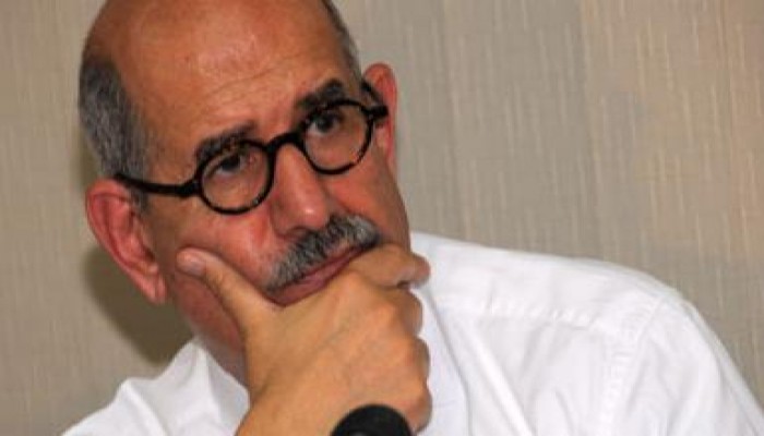 مصادر سياسية: "العسكرى" يدرس تكليف البرادعى بتشكيل حكومة إنقاذ