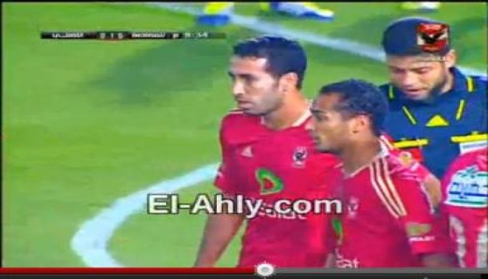 المذيع محمود بكر يبارك للتيار الإسلامي والحكم حمدي شعبان (اللي ربي ذقنه ) ( متلفز)