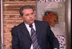 مؤهل توفيق عكاشة ( الفلول ) يثير سخرية ''شعب تويتر''بعد فشل العثور على جامعته الأمريكية