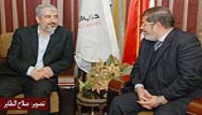 د/ مرسى يستقبل الأستاذ خالد مشعل بمقر الحرية والعدالة
