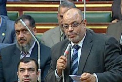 حسين إبراهيم زعيم الأغلبية رداً على عصام سلطان: لن نسمح بسلق القوانين