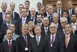 البرلمان الألمانى يحتج على مقاضاة مصر لعاملين فى مؤسسة "كونراد أديناور"