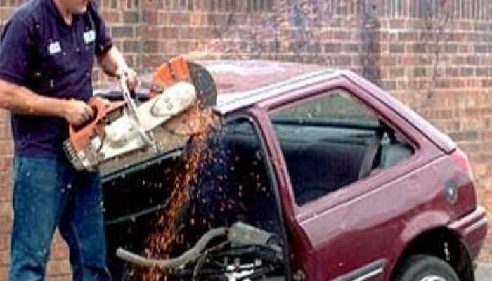 مصدر أمنى بغزة: مصر تطالب باستعادة 1400 سيارة مسروقة