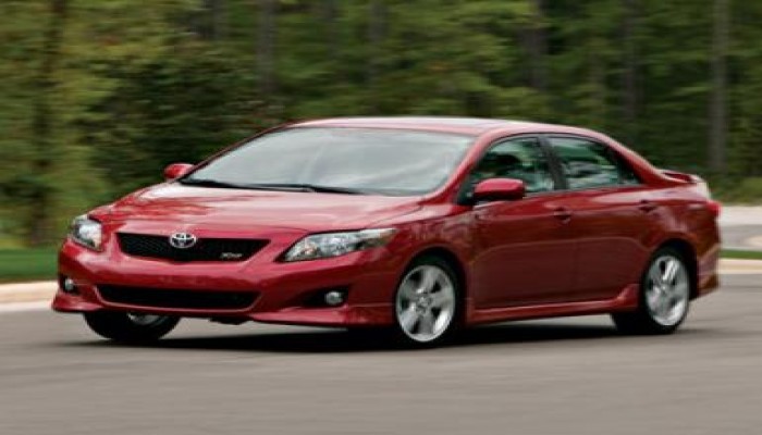 فايزة أبو النجا: إطلاق أول سيارة يابانية مصنعة بالكامل فى مصر خلال شهرين