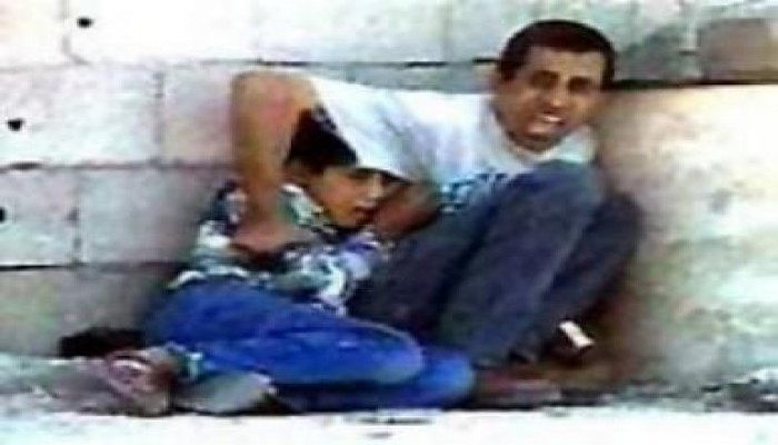 فرنسا تبرئ طبيبا إسرائيليًا بقضية قتل "محمد الدرة"