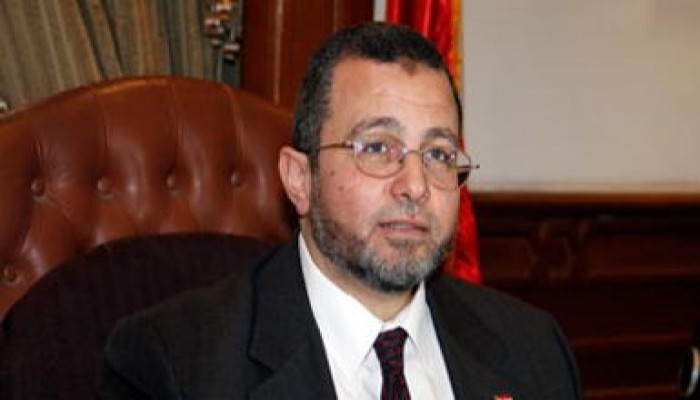 محافظ سيناء بصحبة وزيرين يفتتح مجزراً لاحد كبار الفلول يعمل منذ عامين