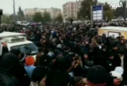 شهيد و4 مصابين في مظاهرات حاشدة تهز دمشق على مقربة من القصر الجمهوري