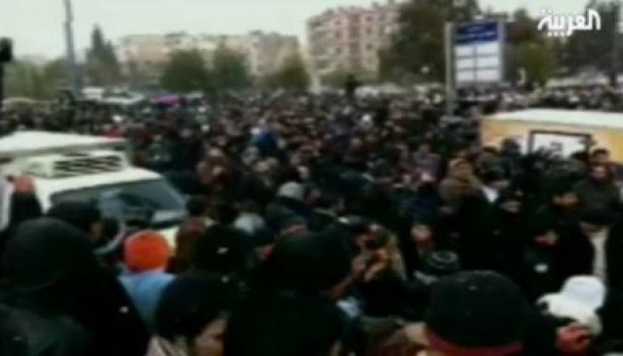 شهيد و4 مصابين في مظاهرات حاشدة تهز دمشق على مقربة من القصر الجمهوري