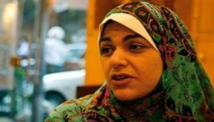 نوارة نجم ترفض المثول أمام القضاء العسكري وتستغرب عدم وجود اسم البقال الذي تشتري منه