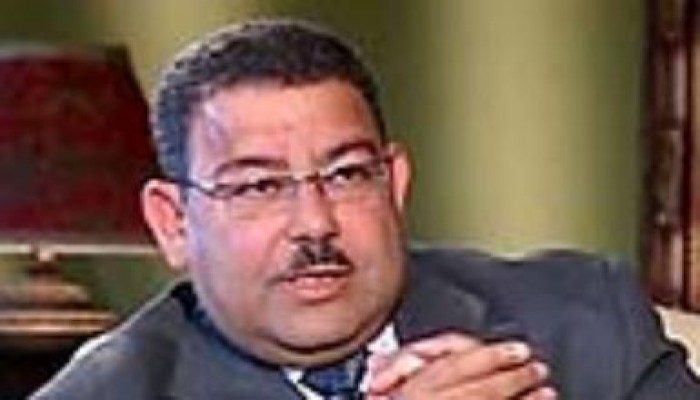 د.سيف عبدالفتاح: من المراهقة السياسية أن يتجه البعض إلي العسكري لمطالبته بالإنقلاب العسكري