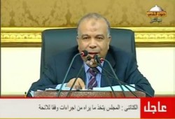 الكتاتني يعتذر لمصطفى  النجار (متلفز)