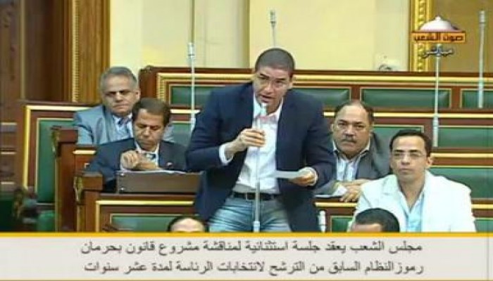 أبو حامد: أرفض قانون منع ترشح الفلول للرئاسة  (متلفز)