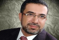 العشري: عودة "شفيق" فضيحة قانونية لا مثيل لها في تاريخ الانتخابات