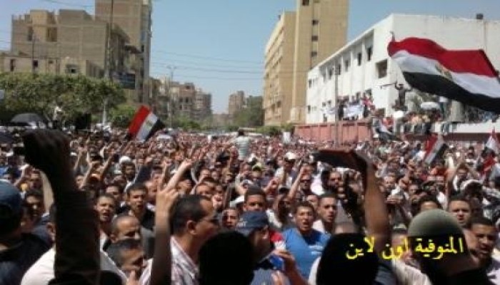 مسيرات حاشدة بشبين الكوم في مليونية انقاذ الثورة (مصور)