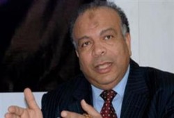 نواب عارضوا الكتاتني قبلوا راسه بعد مكالمة المشير