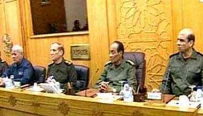 الجيش يجدد حظر التجول بمحيط وزارة الدفاع