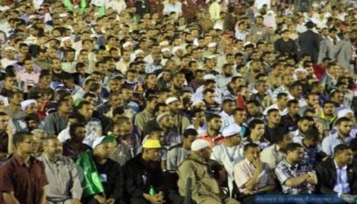 مؤتمر د/مرسي الجماهيري الحاشد باستاد قنا (مصور)