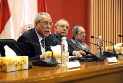 قانون الإنتخابات: سجن وغرامة للمزورين وعدم تعيين أعضاء اللجنة فى مناصب سياسية