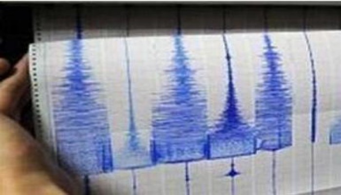 زلزال  متوسط القوة   5.5 درجية بمقياس ريختر يشعر به سكان مصر حتى الفيوم وجاري حصر الخسائر