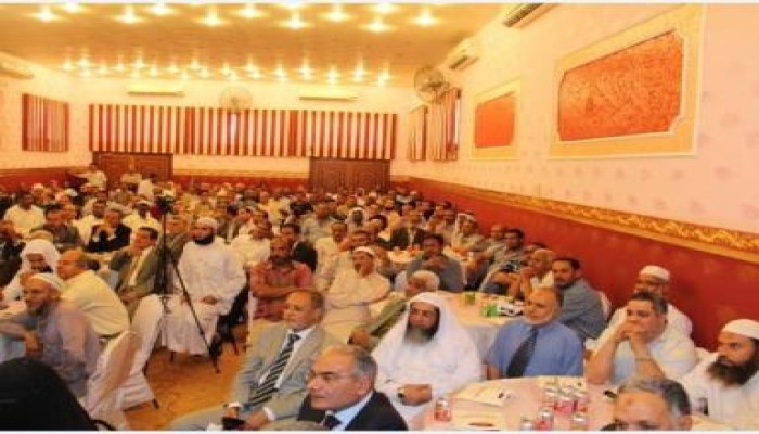 مرسي يلتقي برموز الدعوة السلفية فى السويس (مصور)