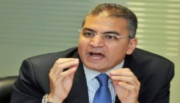 عصام سلطان : لدي مستندات أخرى تدين شفيق بسرقة المال العام