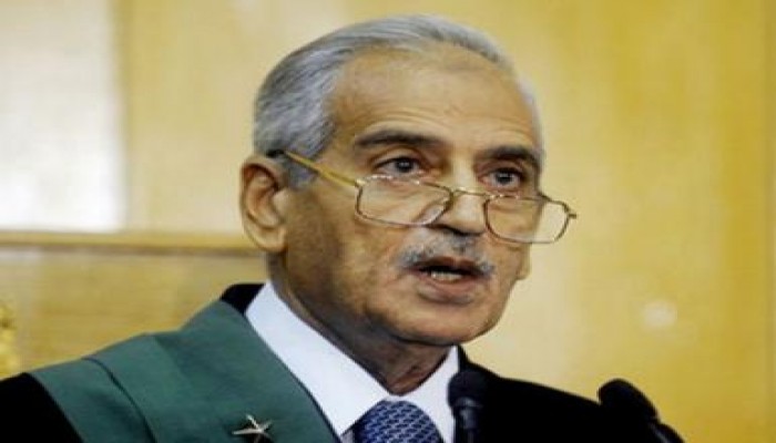 أحمد رفعت (قاضي مبارك) حصل على تأشيرة ويستعد للهجرة إلى أوروبا