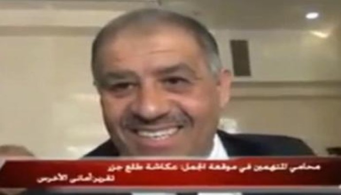 محامي المتهمين: "توفيق عكاشة طلع جزر" (متلفز)