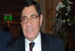 بلاغات للنائب العام للتحقيق مع شفيق وسليمان وقضاة الدستورية