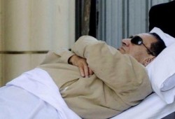 وكالة أنباء الشرق الأوسط : مبارك توفي سريريا
