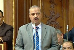 البلتاجي: العسكري يضغط  : الرئاسة أمام القبول  بالإعلان الدستوري وحل البرلمان